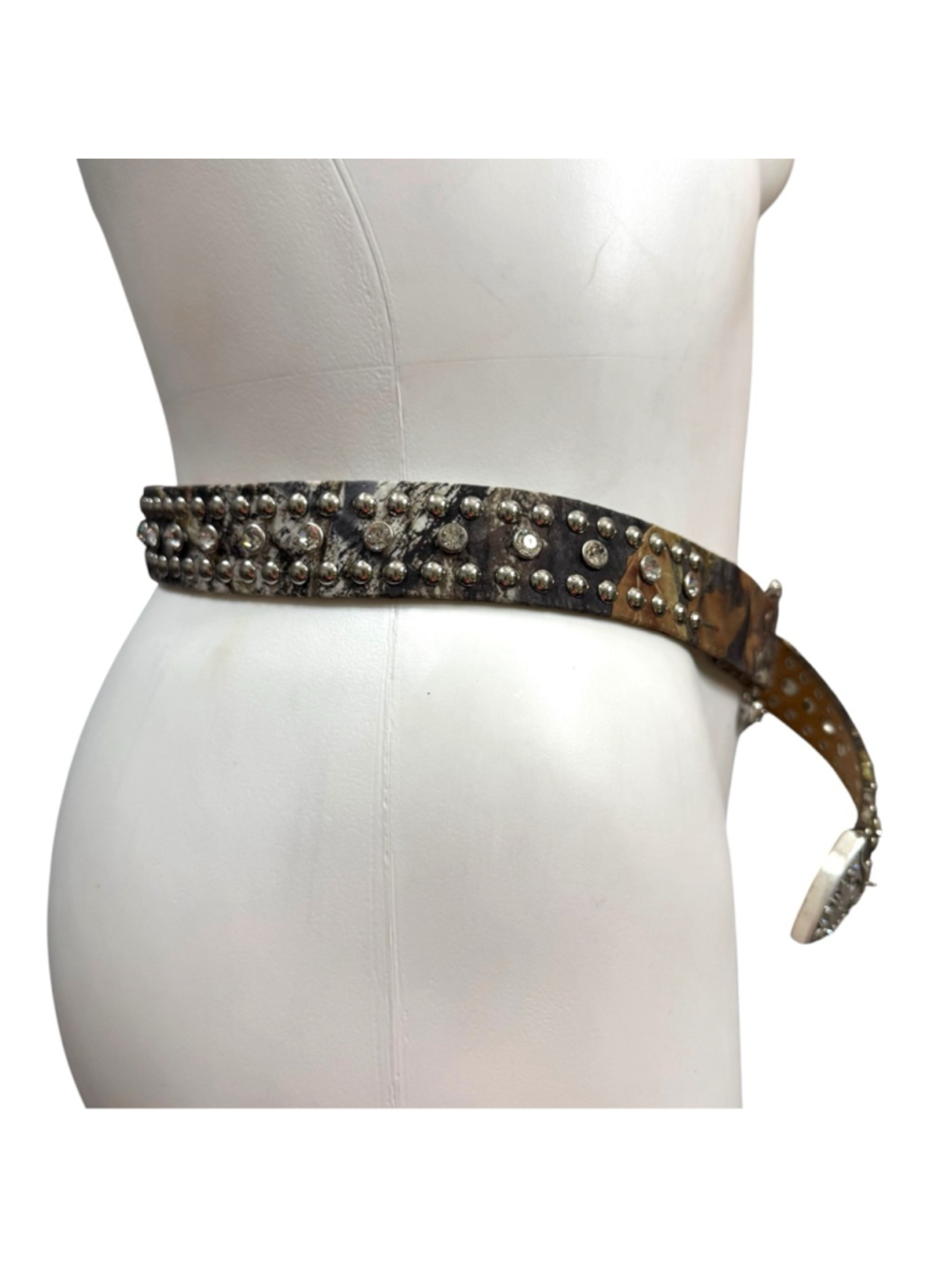 Nocona Western Belt Women’s M Studded Rhinestone Camo Leather Silver Buckle 39.5 - Picture 3 of 6